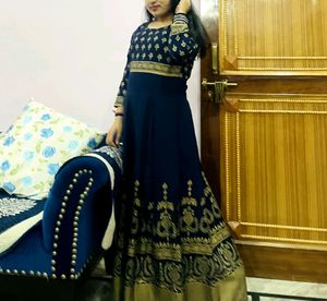 Elegant Navy &amp; Gold Anarkali