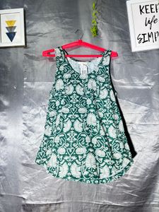 Green & White Patterned Tank Top