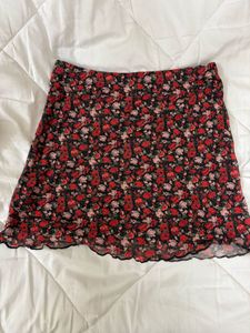 Black and red Floral Mini Skirt