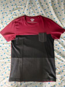 Men Maroon Black Colorblocked Slim Fit T-shirt