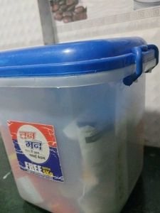 Plastic Storage Container with Detergent Box