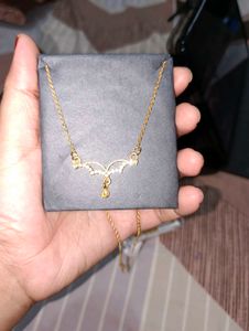 Anouk Elegant Gold Necklaces Set