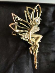 chose Hair Claw Clip accessories