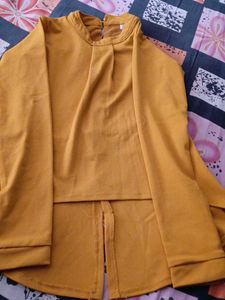 Mustard High-Low Top