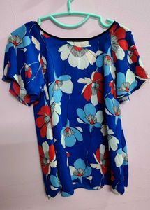 Floral Print Short Sleeve Top