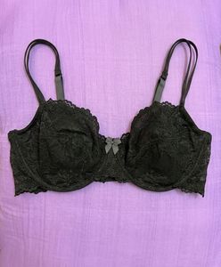 Elegant Black Lace Bra