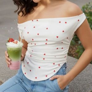Cute Heart Print Boat Neck Top