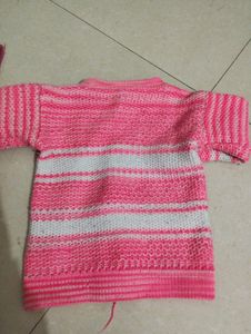 Baby Woolen Jersey With Same Leggy