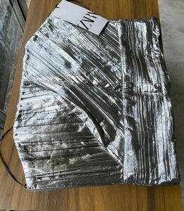 🖤✨ Zara Silver Metallic Pleated Top 🖤✨