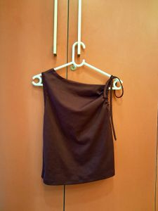 New/Unused Maroon one shoulder top