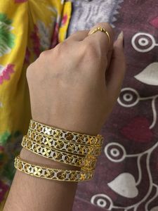 brand new bangles in gold look