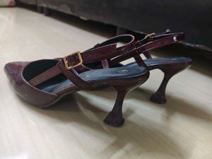 Chic Burgundy Slingback Heels
