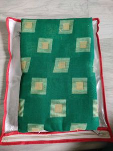 Green Saree with Cream Checkered Pattern