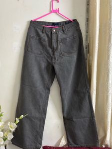 Stylish Grey Wide-Leg Jeans