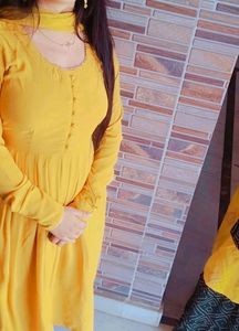 yellow beautiful suit