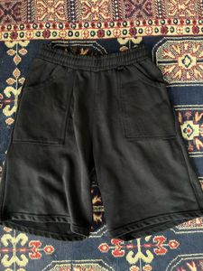 Black Mid-Rise relaxed Fit RegularShor