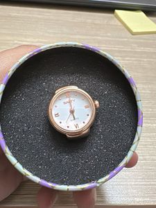 unused  salty watch finger ring