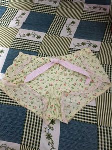 Floral Print Shorts with Lace Trim