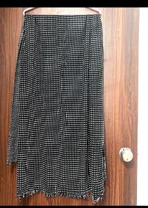 Black &amp; White Dotted Stole