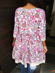 Boho Floral Print Kurta with Lace Trim