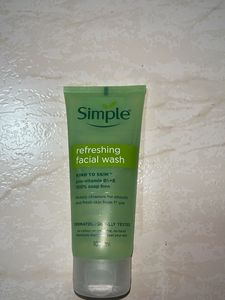 Simple Refreshing Facial Wash