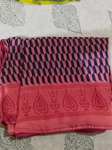 Pink &amp; Navy Geometric Print Saree