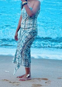 tube slit gown