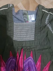 Sasikala 2 kurtis (yellow only and green )