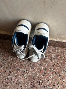Men's White Casual Sneakers