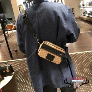 Coach Signature Cross Body Bag - Unisex