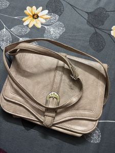 Vintage Style Buckle Shoulder Bag