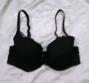 Victoria Secret’s Black Lace Padded Bra