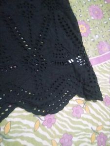 Chic Black Eyelet Sleeveless Top