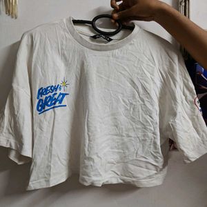 White Cropped T-Shirt "Fresh & Great"
