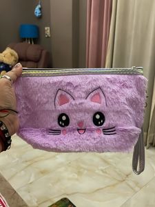 Cute Fluffy Cat Pouch