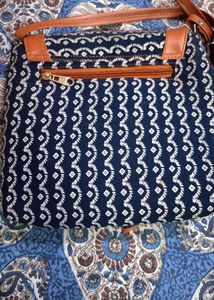 Sling Bag