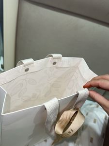 Entisi Chocolates Gift Bag