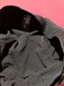 BLACK STRETCH WORKOUT SHORTS – SIZE M