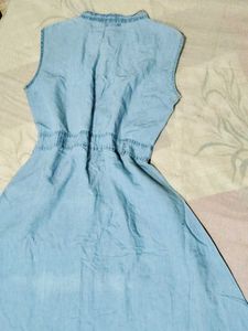 🎀 Blue Denim Button-Up Dress 😍