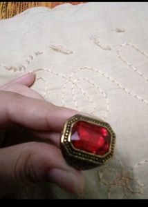 Elegant Red Gemstone Ring