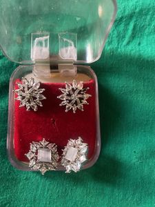Sparkling Floral Stud Earrings