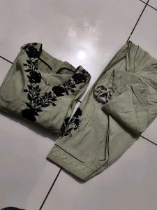 beautiful pista colour suit