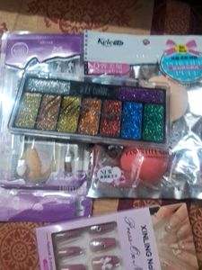 Glitter Eyeshadow &amp; Nail Art Set