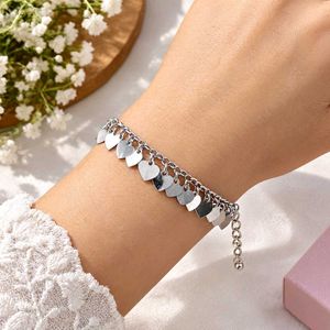 beautiful heart shape bracelet
