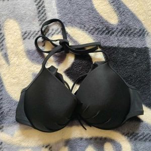 Stylish Black Bikini Top New NWOT