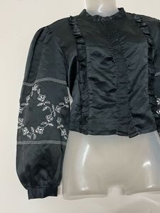Pintresty silk Black Embroidered top