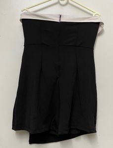 Chic Black &amp; White Skort Dress