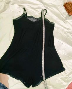 Very Cute And Beautiful Jumpsuit