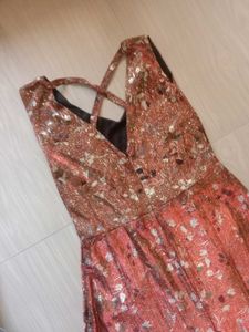 Prettiest Shimmery Gown From Pretty Women 🧡✨💅