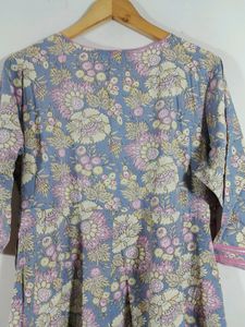 Palakh Multicolored Floral Printed Kurta (Women)